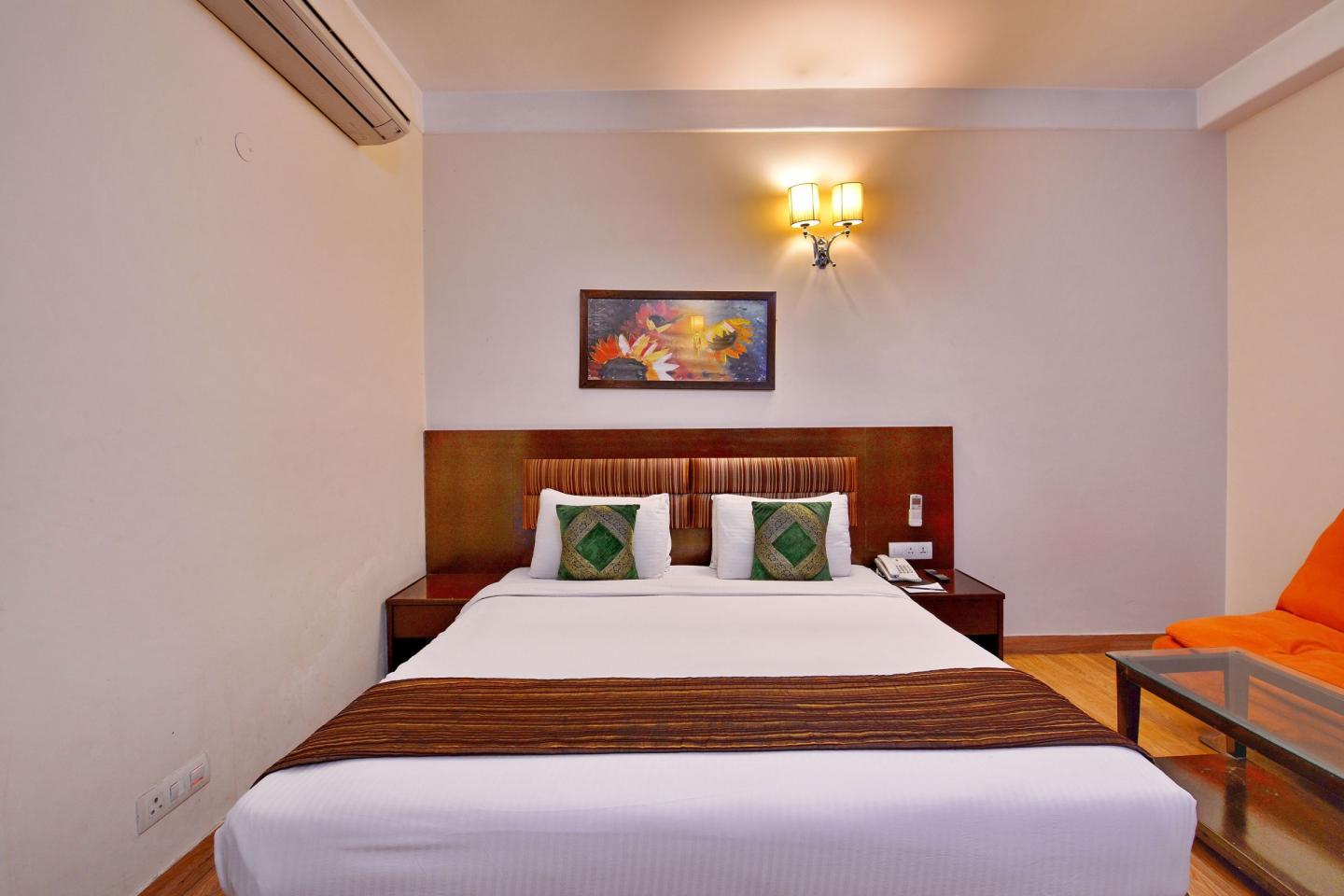 Clarks Inn Nehru Place New Delhi Buitenkant foto