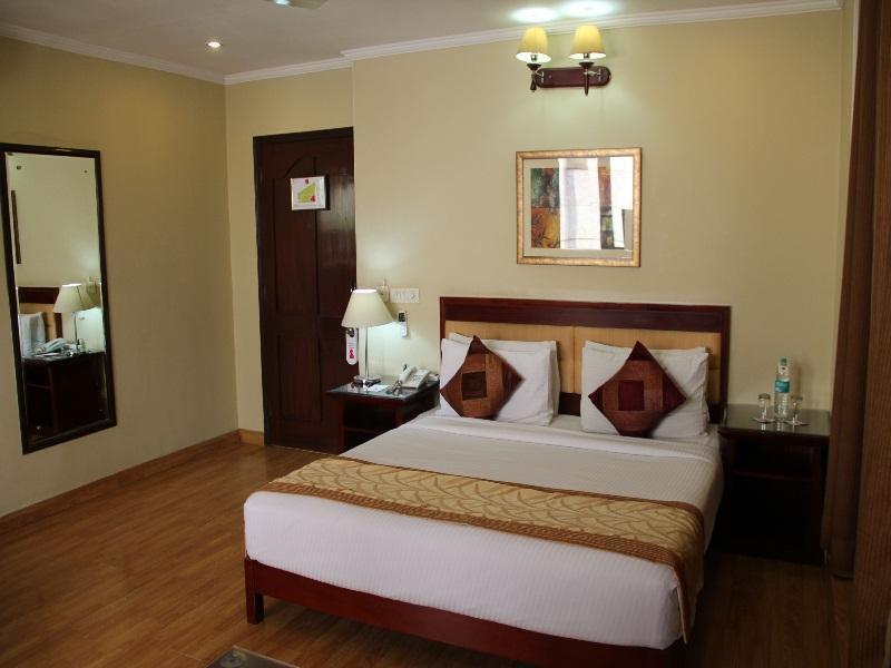 Clarks Inn Nehru Place New Delhi Buitenkant foto